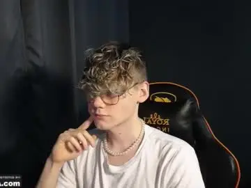 Chaturbate Free Porn Cam of kirill_20_cm