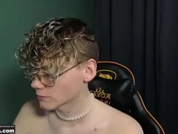 Chaturbate Best live sex cam show of kirill_20_cm