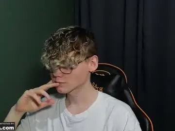 Chaturbate Adult Video Chat of kirill_20_cm