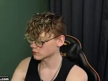 Chaturbate Watch Live Sex Cams of kirill_20_cm