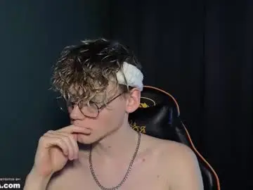 Chaturbate Private Sex Chat of kirill_20_cm