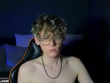 Chaturbate Free Porn Cam of kirill_20_cm