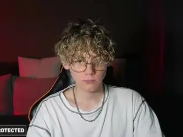 Chaturbate Best Webcam of kirill_20_cm