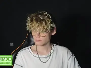 Chaturbate Adult Video Chat of kirill_20_cm