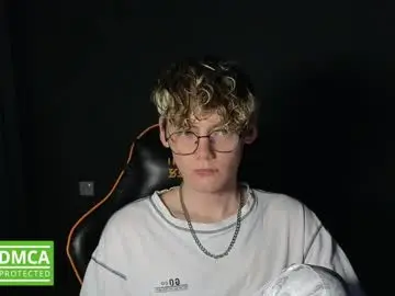 Chaturbate Sex Chat of kirill_20_cm