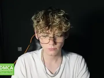 Chaturbate Live Sex of kirill_20_cm