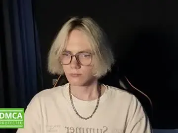 Chaturbate Live Porn of kirill_20_cm