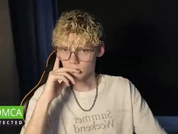 Chaturbate Watch Live Sex Cams of kirill_20_cm