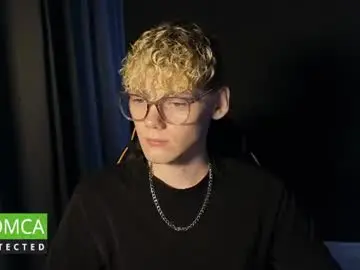 Chaturbate Live Sex of kirill_20_cm