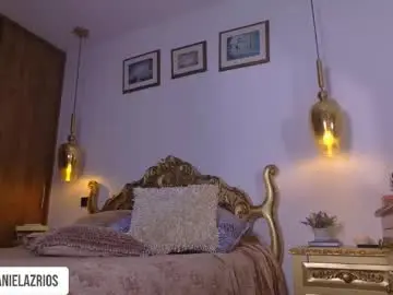 Chaturbate Live Sex Cam of rouse_leon