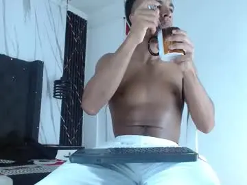 Chaturbate Live Porn of aston_vera