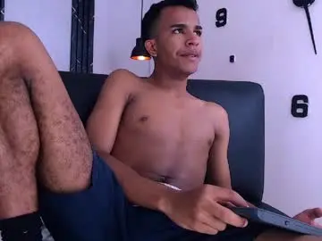 Chaturbate Live Sex Cam of aston_vera