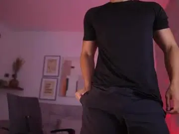 Chaturbate Nude Webcam of davies_brown