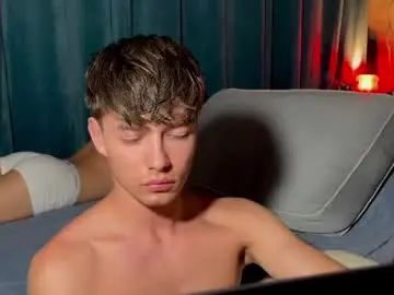 Chaturbate Nude Webcam of kylecarterr