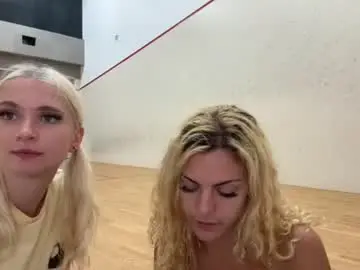 Chaturbate Nude Webcam of lillyocean06
