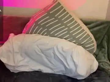 Chaturbate Adult Webcams of littlemia23