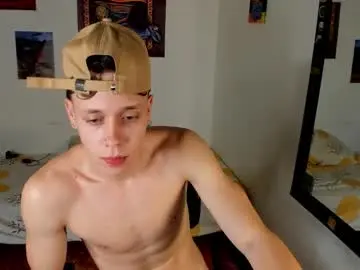 Chaturbate Free Porn Cam of santiceballo