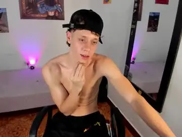 Chaturbate Adult Video Chat of santiceballo