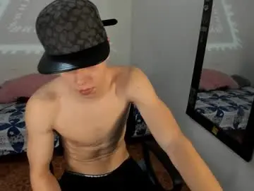 Chaturbate Live Sex Cam of santiceballo