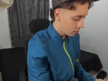 Chaturbate Adult Webcams of santiceballo