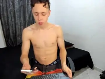 Chaturbate Free Porn Cam of santiceballo