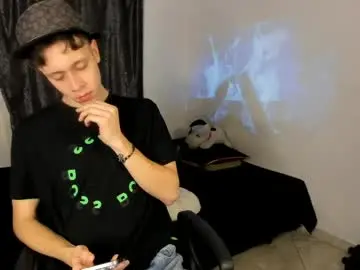 Chaturbate Sex Chat of santiceballo