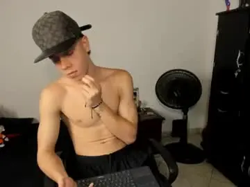Chaturbate Live Porn of santiceballo