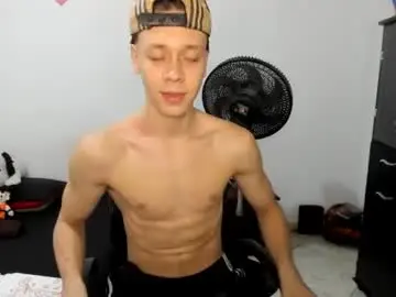 Chaturbate Sex Cam of santiceballo