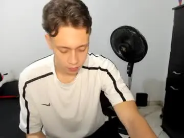 Chaturbate Nude Webcam of santiceballo