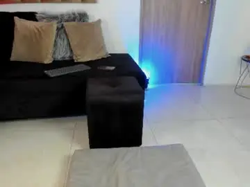Chaturbate Best live sex cam show of amelyamann