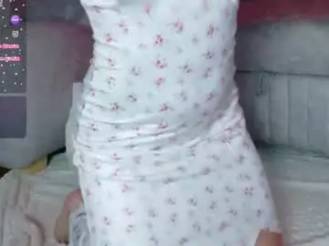 Chaturbate Live Sex Cam of ayla_han
