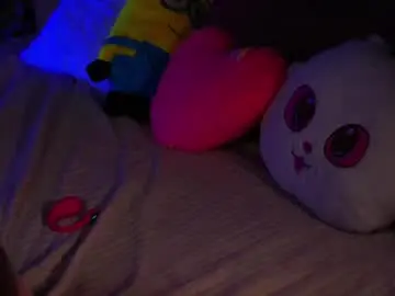 Chaturbate Free Porn Cam of burnletitallburn