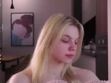 Chaturbate Watch Live Sex Cams of burnletitallburn