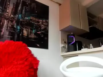 Chaturbate Live Sex Cam of cielo_9