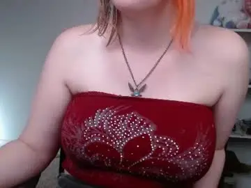 Chaturbate Live Sex Cam of krystalsyxx