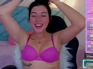 Chaturbate Live Sex Cam of lucy_greys_