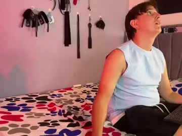 Chaturbate Live Sex Cam of melissa_ronny