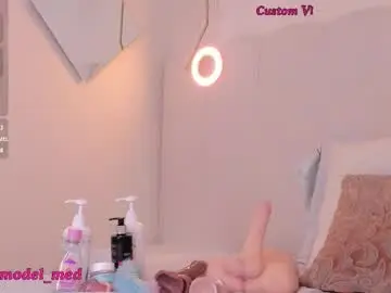 Chaturbate Adult Video Chat of riri_candy