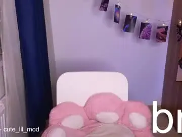 Chaturbate Sex Cam of kiraturner