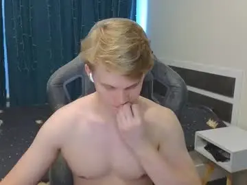 Chaturbate Live Sex Cam of meow_mickey