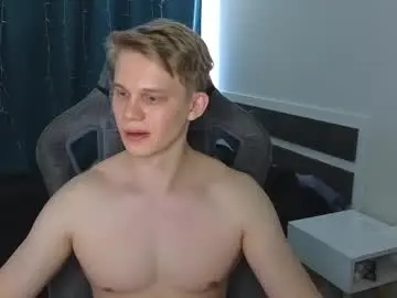 Chaturbate Live Sex Cam of meow_mickey