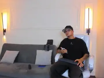 Chaturbate Live Porn of paradise_boy_s