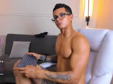 Chaturbate Adult Webcam of paradise_boy_s