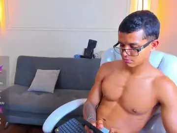 Chaturbate Adult Video Chat of paradise_boy_s