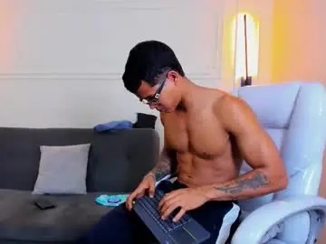 Chaturbate Best Webcam of paradise_boy_s