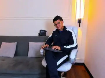 Chaturbate Best live sex cam show of paradise_boy_s