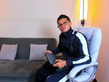 Chaturbate Free Live Porn of paradise_boy_s