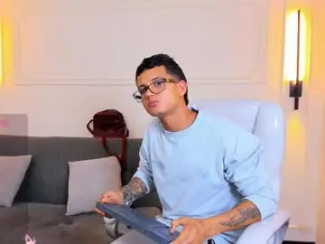 Chaturbate Sex Chat of paradise_boy_s