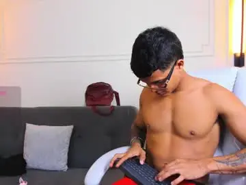 Chaturbate Private Sex Chat of paradise_boy_s