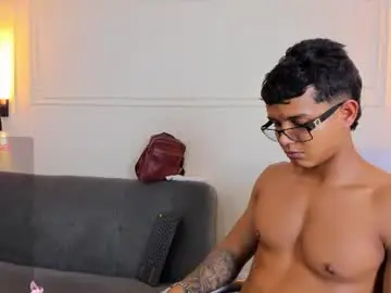 Chaturbate Adult Video Chat of paradise_boy_s